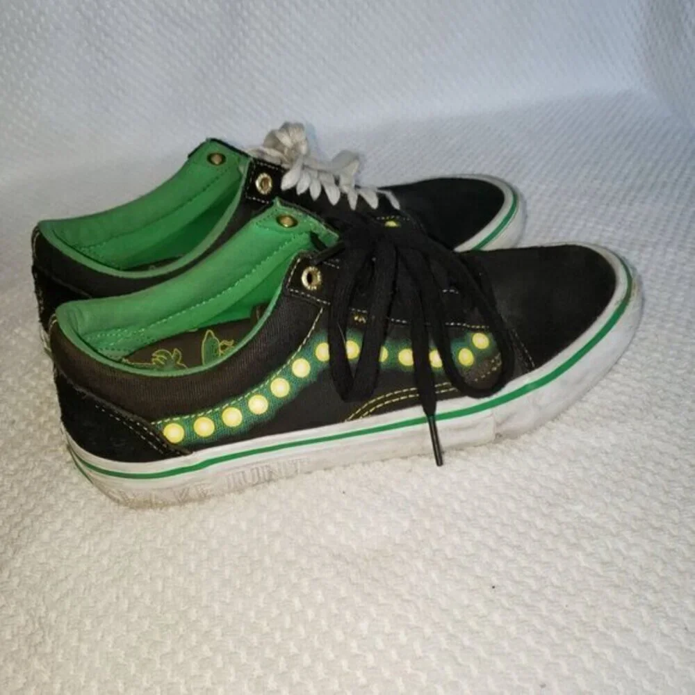 Vans Shake Junt Old Skool Mens Low‎ Top Sneakers Shoes Size 8.5 Black Green